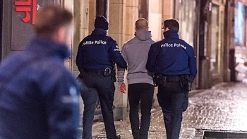 벨기에, 파리 도시테러 용의자 2명 추가 체포