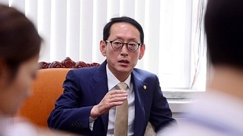 새누리 “2야, 법사위 내주고 기재·정무·운영 다 먹겠다는 것“