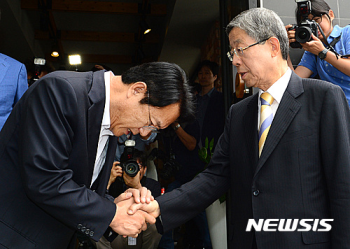 김희옥 “비대위 정상화하고 새 사무총장 인선“