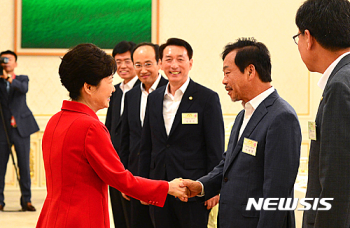 박 대통령 “TK면담, 정치적으로 해석돼 안타까워“