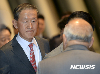 허창수 전경련 회장 “기업들 얽힌 게 억울하다“