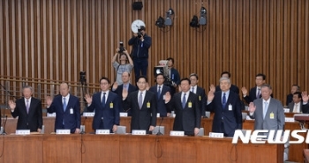 친박 이완영 “정몽구 등 고령 회장들은 일찍보내주자“