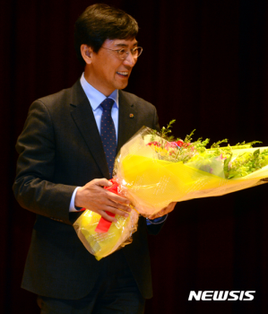 안희정 “야권 안보관 지적한 유승민…이런 정치 벗어나야“