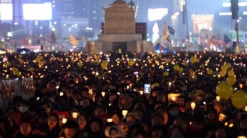 퇴진행동 “경찰, 촛불집회 인원 축소 악의적…고소할 것“