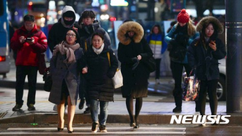 서울 한낮 영하 4도 등 전국이 꽁꽁…빙판길 주의