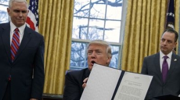 미 트럼프 TPP 탈퇴에 국내기업들도 '긴장'…피해 우려