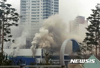 4명 숨진 메타폴리스…사고 이틀 전 '최우수 안전관리 우수업체' 선정