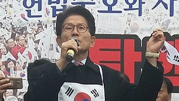 김문수, “박근혜, 대한민국 대통령 중 가장 깨끗“