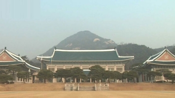 답 없는 청와대…특검, 안종범·김종·장시호 소환 조사