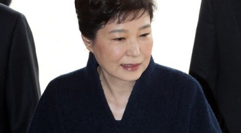이재명 측 “박 전 대통령, 범죄혐의 모르쇠…구속수사해야“