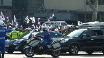 서초동 '포토라인'까지 불과 8분…출발부터 도착까지 