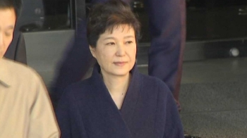 박 전 대통령, 내일 변호인 접견·방어전략 검토할 듯