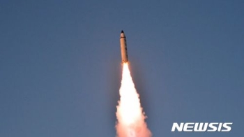 잠잠한 북한, 미사일 발사 실패 가능성에 '무게'