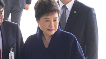 [청와대] 박 전 대통령 592억 뇌물 기소…검찰 수사 마무리