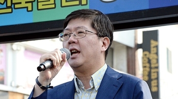 김홍걸 “안철수 포스터, 호남 지우고 보수표 얻겠다는 생각“