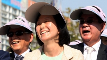 안철수 부인 김미경 “보좌진 논란, 부족한 점 사과했다“