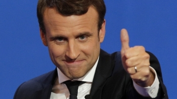 프랑스 대선, EU 찬반파 격돌…마크롱 결선 압승 전망