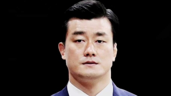 '국정농단의 손발' 이영선, 징역 1년 선고…법정 구속