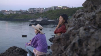 '효리네 민박' 이효리-아이유, 둘만의 오붓한 '산책 데이트'