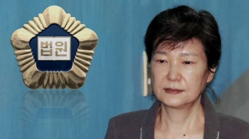 '불출석 대비' 박근혜 구인장 발부…이재용 첫 대면 주목