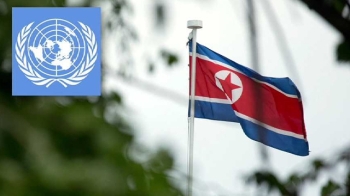 북한 “핵 무장 포기 안 한다“ 선 긋기…미국 변화 촉구