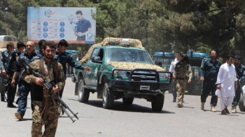 아프간서 또 탈레반 자폭테러…민간인 등 13명 사망
