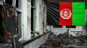 아프간 이슬람 사원 '폭탄 테러'…최소 70여명 사망