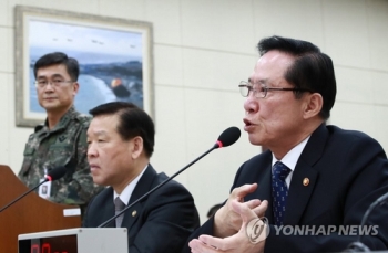 국방위, 북한군 귀순 군 대응 공방…“안심된다“ vs “이해 불가“