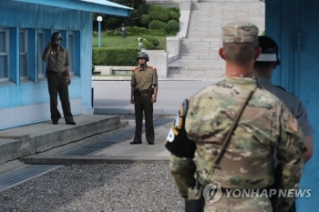 유엔사, 'JSA 귀순' 영상 공개 연기…여론 휘발성 의식한듯