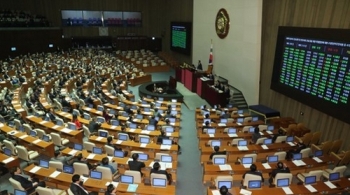 사회적참사법 표결 직전 '한국당 이탈'…우여곡절 끝에 가결