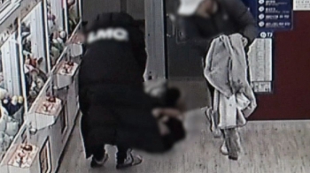 [단독] “술 깨우려고“ CCTV속에 담긴 10대들 폭행