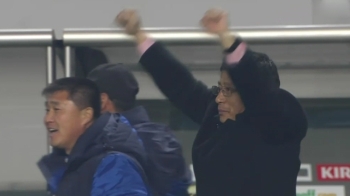 북한 여자축구, 동아시안컵 우승 3연패…일본에 2-0 승 