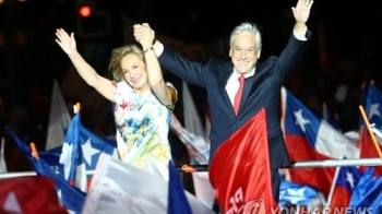 칠레 우파 피녜라, 9%p 차로 대선 승리…좌파후보 패배 인정