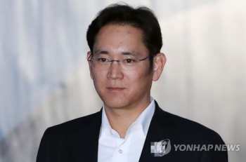 이재용 “2014년 안가에서 박근혜 안 만나…기억 못하면 치매“