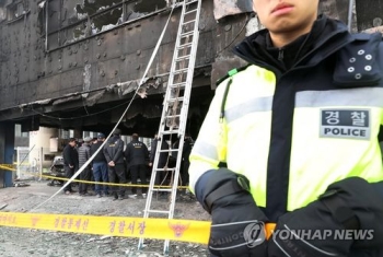 “2층에 사람 있다“ 참사 현장 지휘대장 보고받은 사실 확인