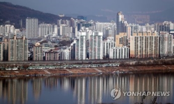 기재부 “부동산 과열·위축 지역별 맞춤대응…가상통화 과세“