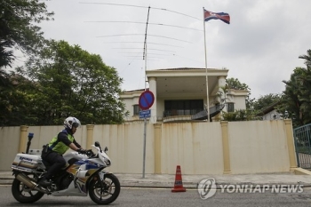 “말레이, 북한 건군절 열병식 참관 거절…관계회복 요원“