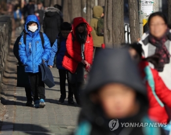 대관령 영하 3.5도 기온 '뚝'…봄 시샘 꽃샘추위 기승