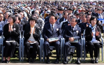 여야, 4·3 희생자 애도…“진상규명“ vs “자유대한민국 수호“