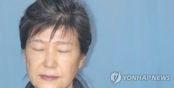 박근혜 2심 갈까…국선변호인 “항소 당연“ vs 검찰 “검토중“