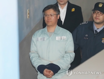 대법 '문건유출' 정호성 26일 선고…'박근혜 사건' 첫 대법선고