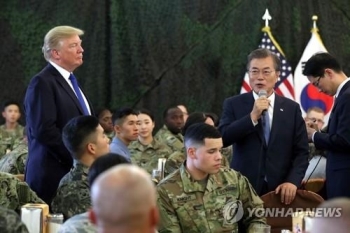 문 대통령 “주한미군은 한미동맹의 문제…평화협정 체결과 무관“