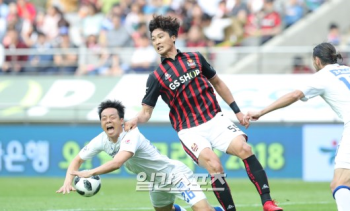 양육비 미지급 의혹 임성훈, SNS에 명품+4억원 스포츠카 게시글 자랑, 현재 비공개 9