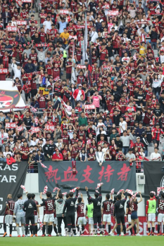 양육비 미지급 의혹 임성훈, SNS에 명품+4억원 스포츠카 게시글 자랑, 현재 비공개 10