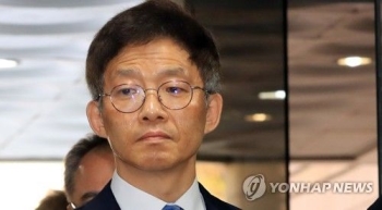 '서지현 인사보복' 안태근 “성추행 기억 없다“…혐의 부인