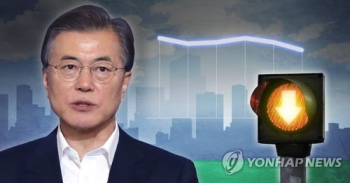 문대통령 국정지지도 76%…지난주보다 2%p 하락