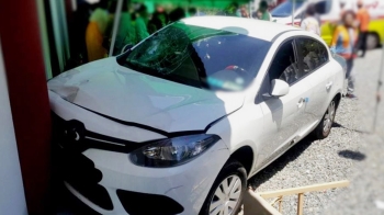 '부처님오신날' 행사장 덮친 차량…운전자 등 5명 부상