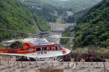 '산사태 위험' 정선 가리왕산 점검…“6월 중순까지 응급조치“