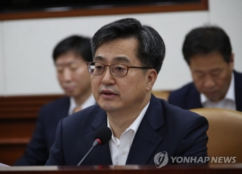 김동연 “CPTPP 가입 검토기간 연장…남북러 삼각협력 모색“