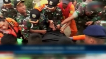 '정원 3배' 탄 인도네시아 침몰 여객선…정부 대응도 구멍